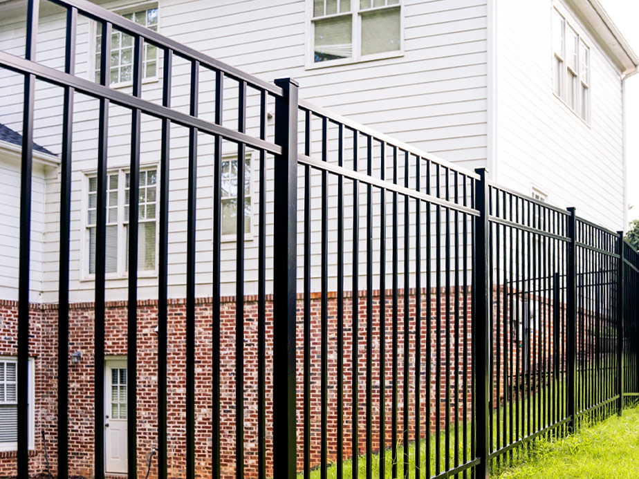 Residential Aluminum Fence Company In Tewksbury