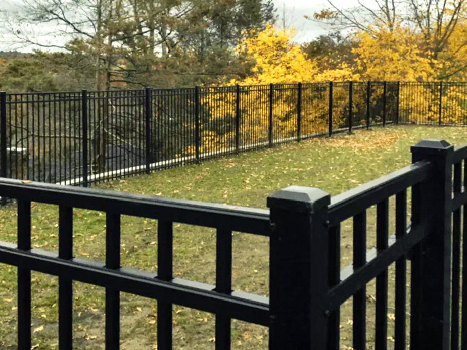 Aluminum fencing benefits in Tewksbury